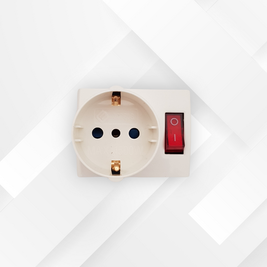 VECTOR ENERGIA | Adattatore con interruttore spina 10A + 3 prese 10A VE040